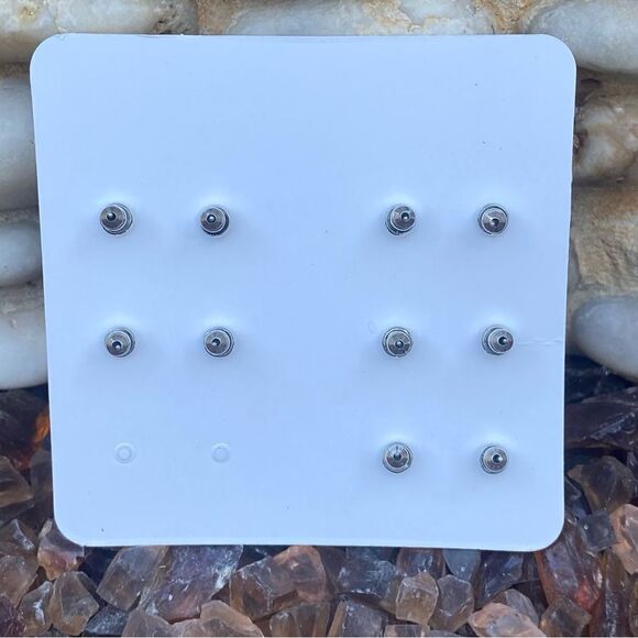 New Disney Lilo & Stitch Five (5) Pairs of Daily Stud Earrings. Cartoon Animatio - Picture 3 of 3